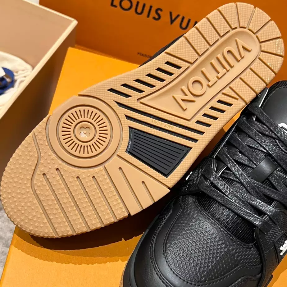 LV SKATE SNEAKERS