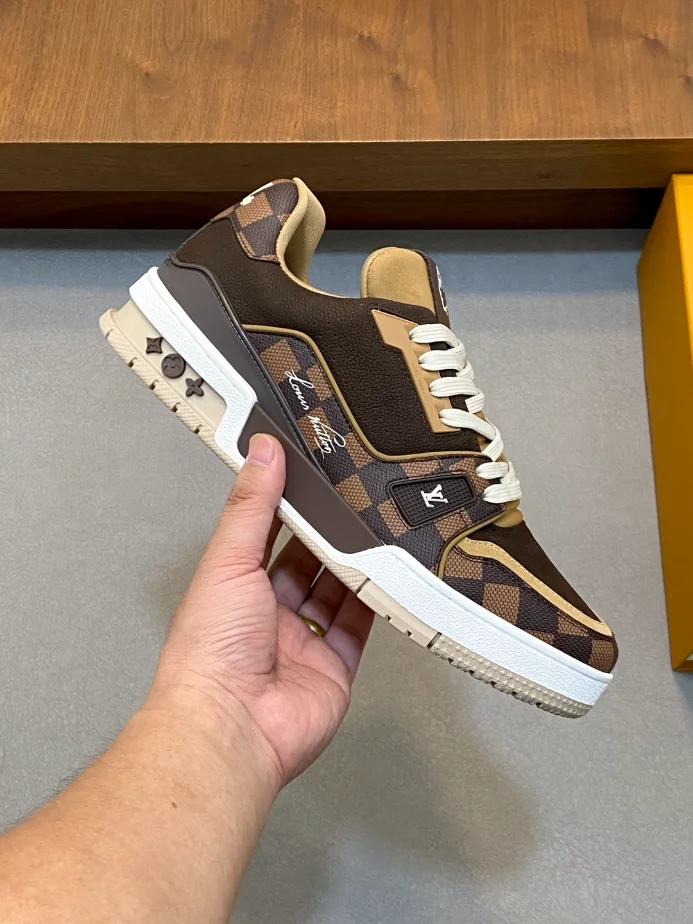 LV SKATE SNEAKERS