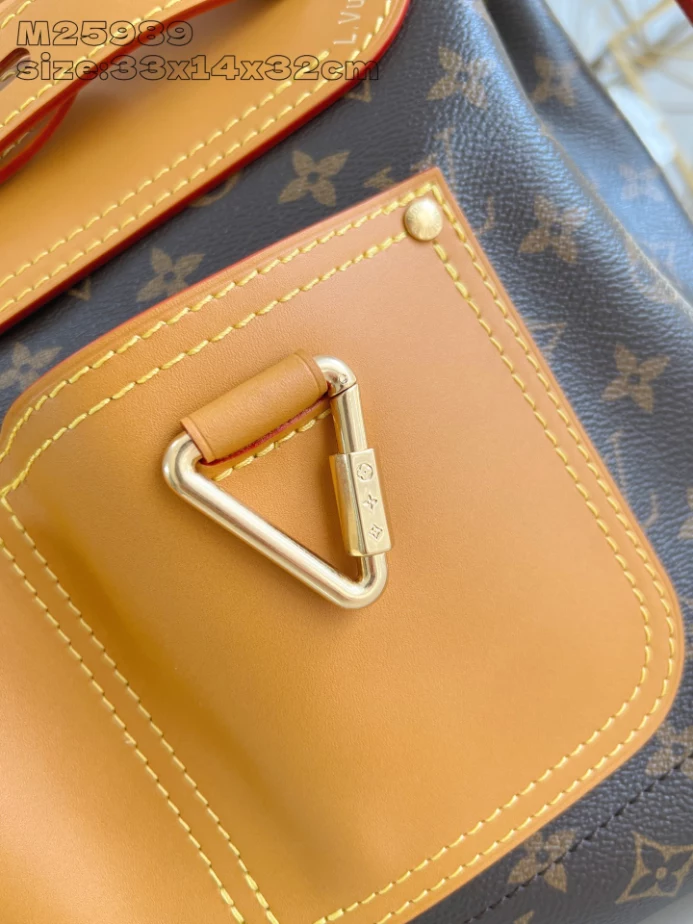 LOUIS VUITTON STEAMER 30 MONOGRAM ARCHIVE - LW458 DISCOVERY BACKPACK PM SKY BLUE MONOGRAM CANVAS