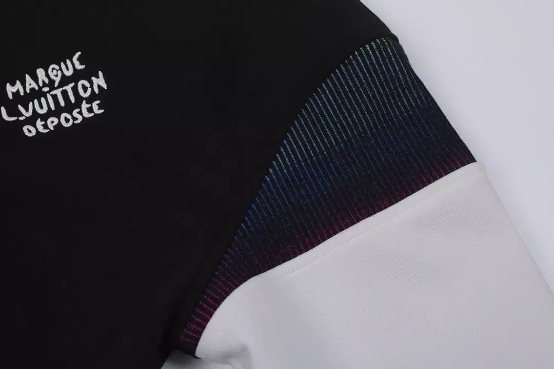 Louis Vuitton Coat - LVC050