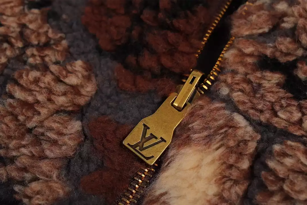 Louis Vuitton Coat - LVC050
